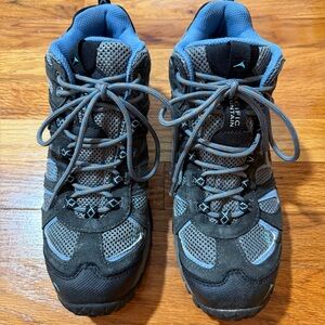 Pacific mountain womens waterproof hiking boots size 10